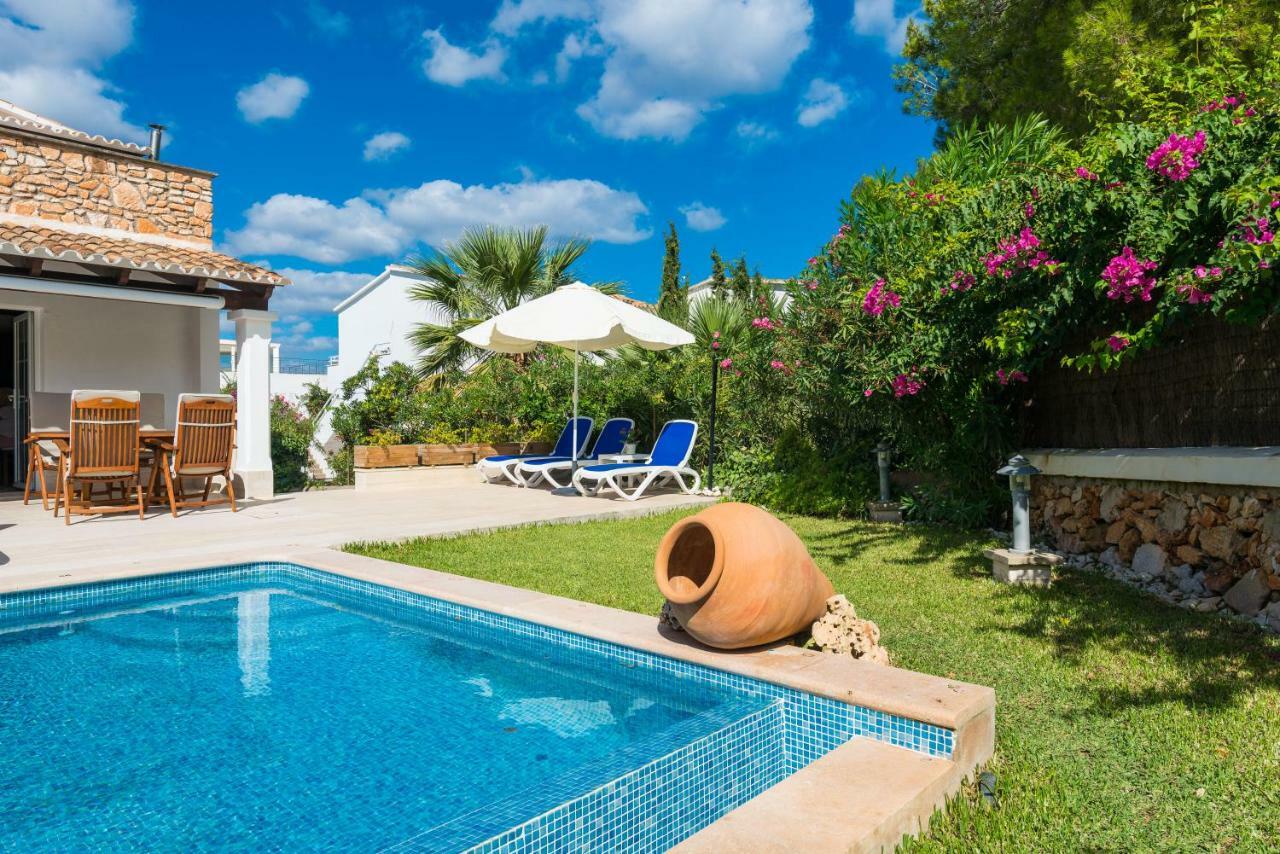 Casa Mari Y Pili Porto Colom Exterior foto
